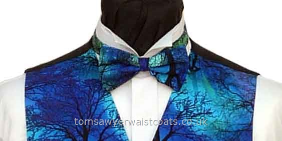 Northern lights with tree silhouettes ready tied bow tie. Style- Pre-Tied Bowtie- Colour- as shown- Fabric- 100% Cotton-